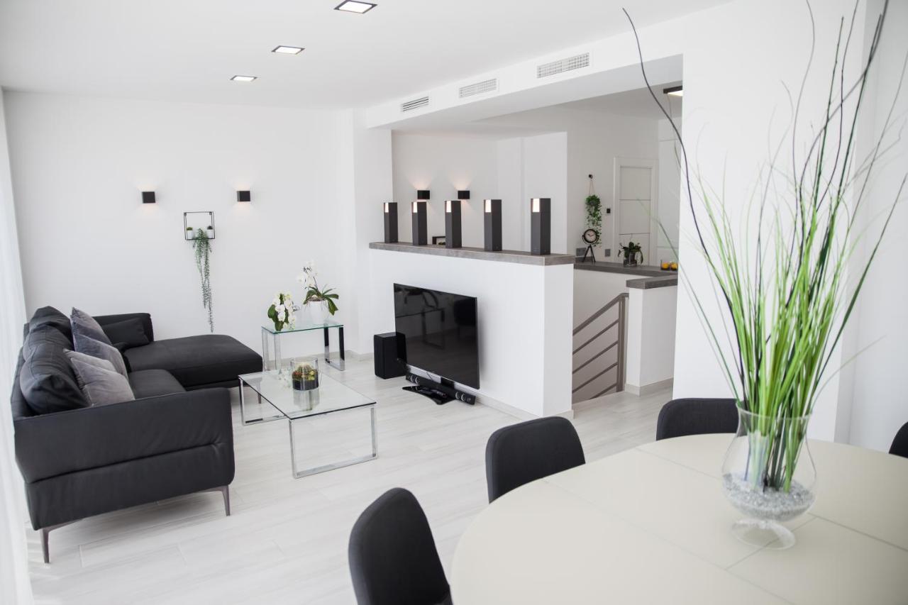 Spacious 200 Sq.M. Penthouse With Sea View Terraces Torremolinos Eksteriør bilde
