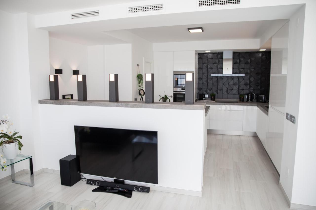 Spacious 200 Sq.M. Penthouse With Sea View Terraces Torremolinos Eksteriør bilde